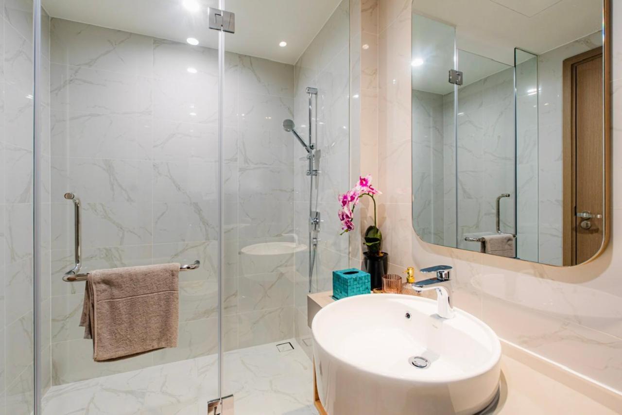 Zenity Luxury Apartment In District 1 Since 2024 Cidade de Ho Chi Minh Exterior foto